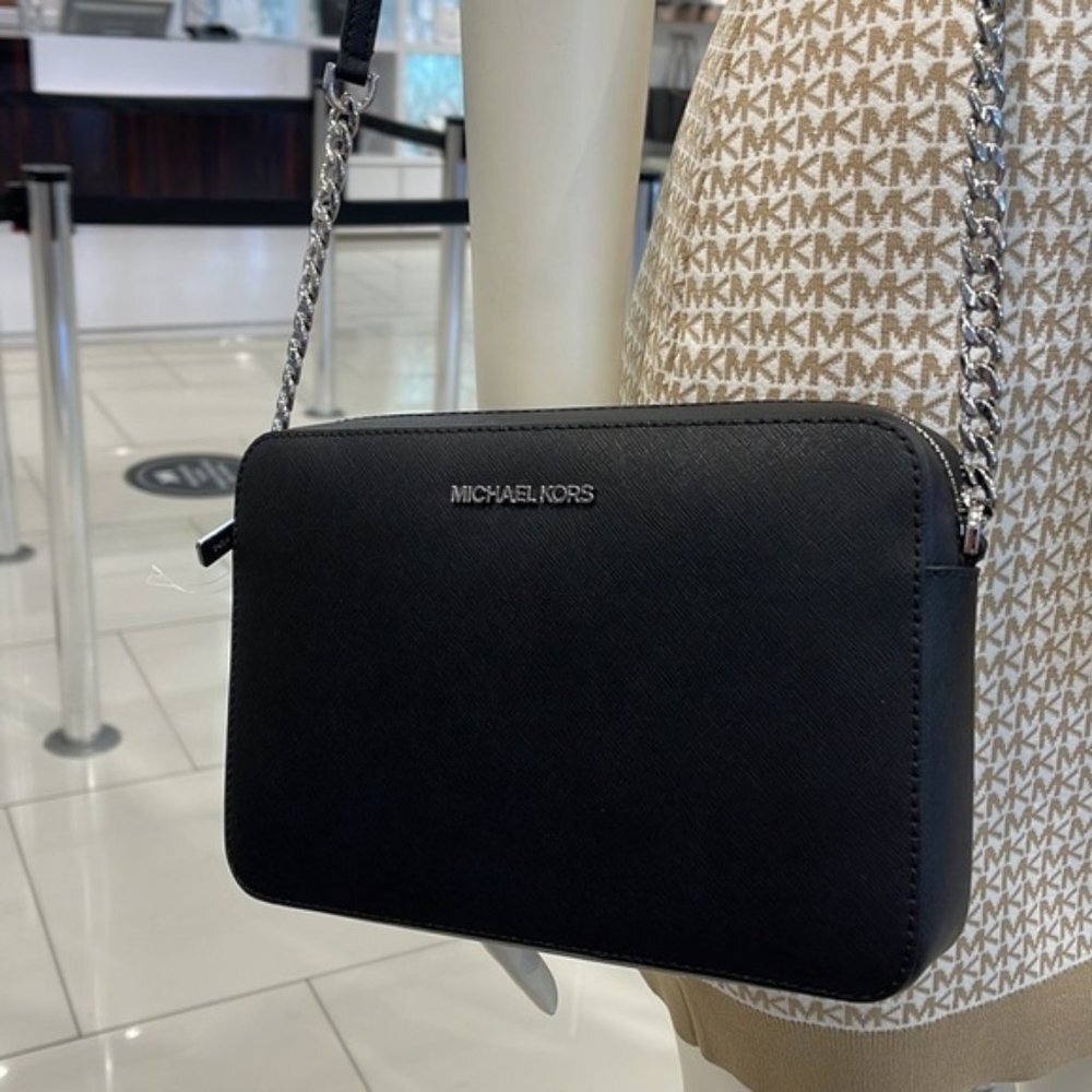 Michael Kors Jet Set Item Large East West Zip Crossbody Leather Black